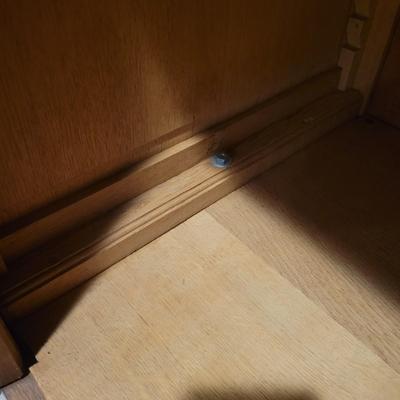 Armoire With Beveled Mirrors (BR-MG)