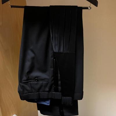 Air Force Officer Menâ€™s Black & White Mess Jackets & Tuxedo (PC2-MG)