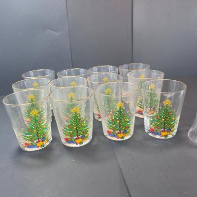 Christmas Tree Gold rim glasses