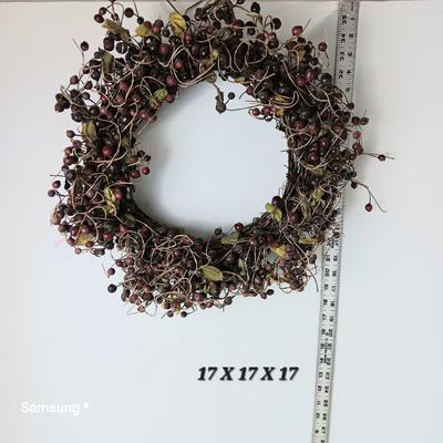 Red Berry Wreath 