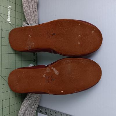 Acorn Slipper Socks - Mens Size 10.5-11.5