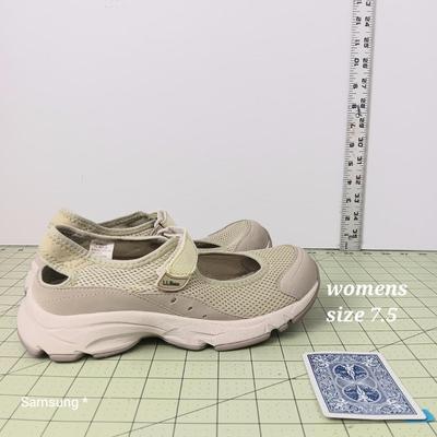 LL Bean Shoes - Womens Size 7.5