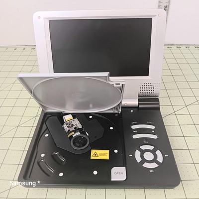 Sylvania Portable DVD Player 
