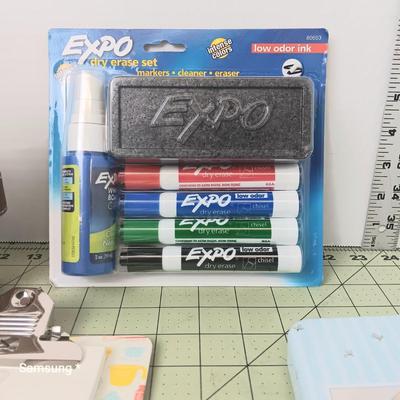 Expo Dry Erase Set & CD Case Bundle