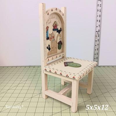 12" Decorative Cat/Bird Chair