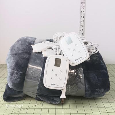 Brookstone Heated Blanket with Dual Controls - Queen Size