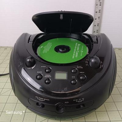 Memorex CD Player and AM/FM Radio