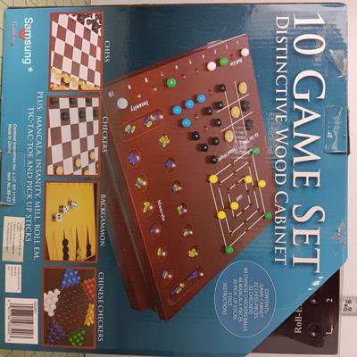 Wood 10-Game Set