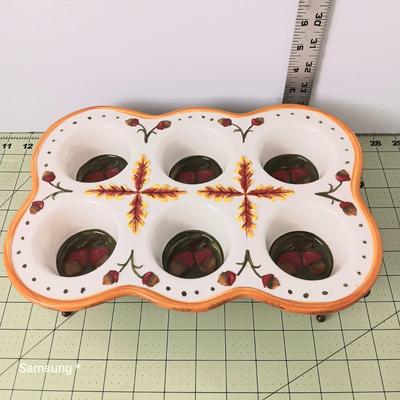 Acorn Muffin Dish