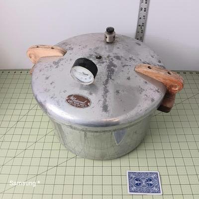 National Pressure Cooker