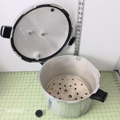 Presto Pressure Cooker