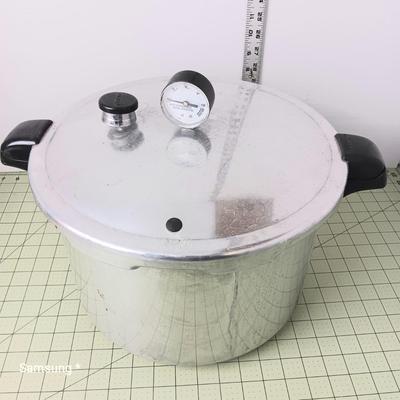Presto Pressure Cooker