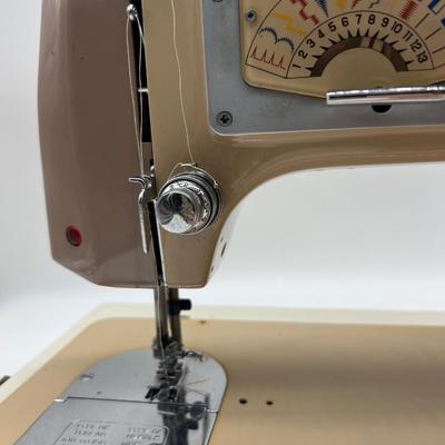 SINGER DRESSMAKER  1803B~Read Details