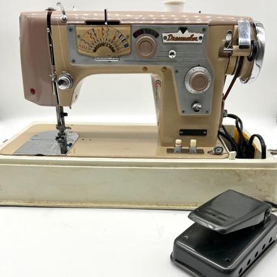 SINGER DRESSMAKER  1803B~Read Details