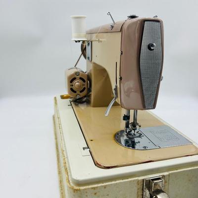 SINGER DRESSMAKER  1803B~Read Details