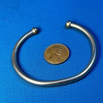 SIMPLE SILVERTONE CUFF BRACELET