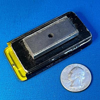 HIDDEN KEY LOCKER MAGNETIZED BACK