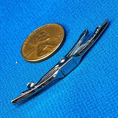 SILVER TONE TIE COLLAR BAR PIN