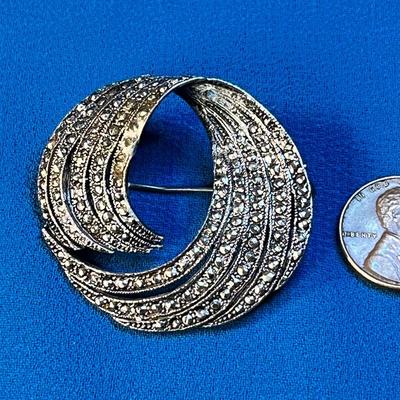VINTAGE LOOK FAUX MARCASITE SWIRL PIN BROOCH