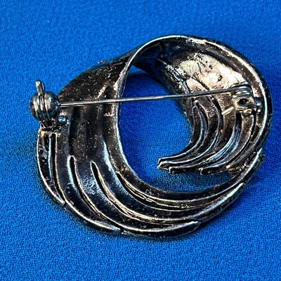 VINTAGE LOOK FAUX MARCASITE SWIRL PIN BROOCH