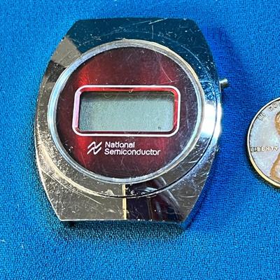 NATIONAL SEMICONDUCTOR LCD ELECTRONIC WATCH 