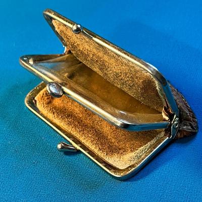 VINTAGE 2-SECTION LEATHER COIN PURSE