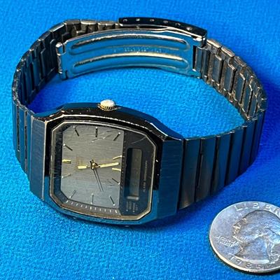 SEIKO MEN'S WRIST WATCH JAPAN MOVEMENT QUARTZ
