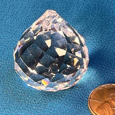 FACETED GLASS CRYSTAL ORB ORNAMENT
