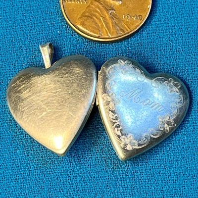 HEART SHAPED STERLING SILVER LOCKET PENDANT