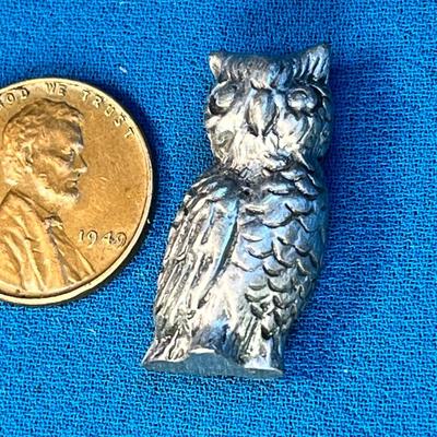 LITTLE PEWTER-LIKE OWL FIGURINE
