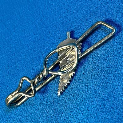 ABALONE LEAF MOTIF TIE BAR