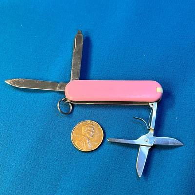 SMALL PINK 3-BLADE SWISS ARMY KNIFE w/ 2 ATTACHMENTS