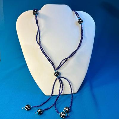 BLUE, BLACK POLKA DOT GLASS BEAD NECKLACE