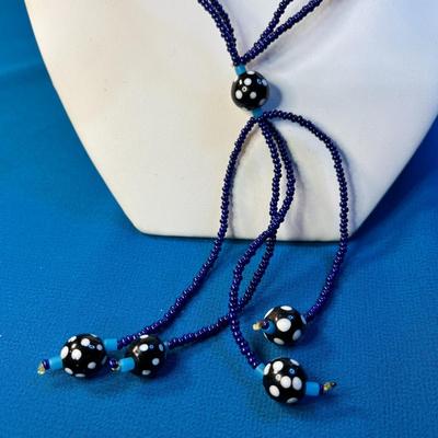 BLUE, BLACK POLKA DOT GLASS BEAD NECKLACE