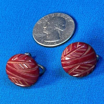 VINTAGE CARVED PLUM CHERRY BAKELITE BUTTON EARRINGS