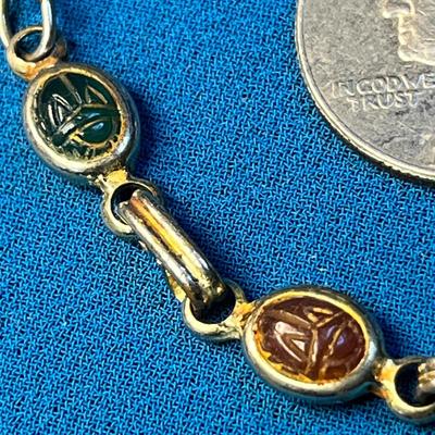 MULTIPLE CARVED SCARAB SEMI-PRECIOUS STONES BRACELET