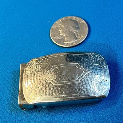 VINTAGE INCISED HAMMERED SILVER TONE BELT BUCKLE