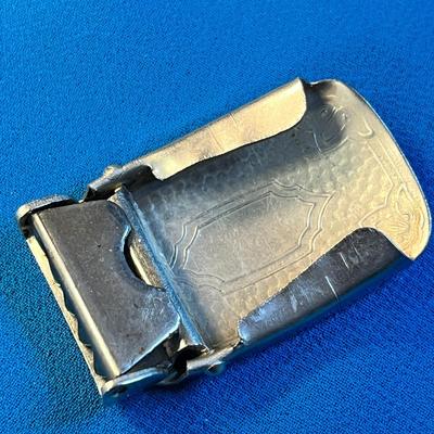 VINTAGE INCISED HAMMERED SILVER TONE BELT BUCKLE