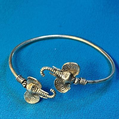 SILVER TONE ELEPHANT ENDS CUFF BRACELET