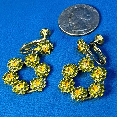 SPARKLY RHINESTONE FLOWER RING EARRINGS ORANGE AND LIGHT GREEN