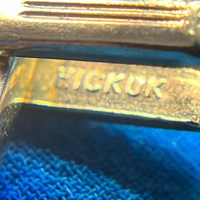 HICKOK GOLD TONE SPIRAL MOTIF CUFF LINKS