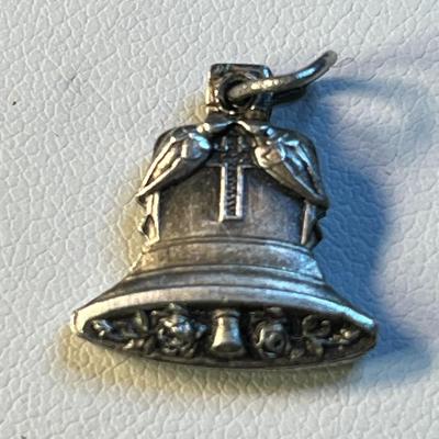 NOTRE DAME DE PARIS TWO PART NECKLACE PENDANT BELL SHAPE SLIDES APART