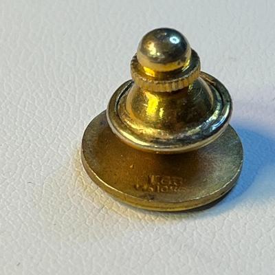 ENAMELED "US RUBBER" LAPEL PIN  1/10 10K GOLD