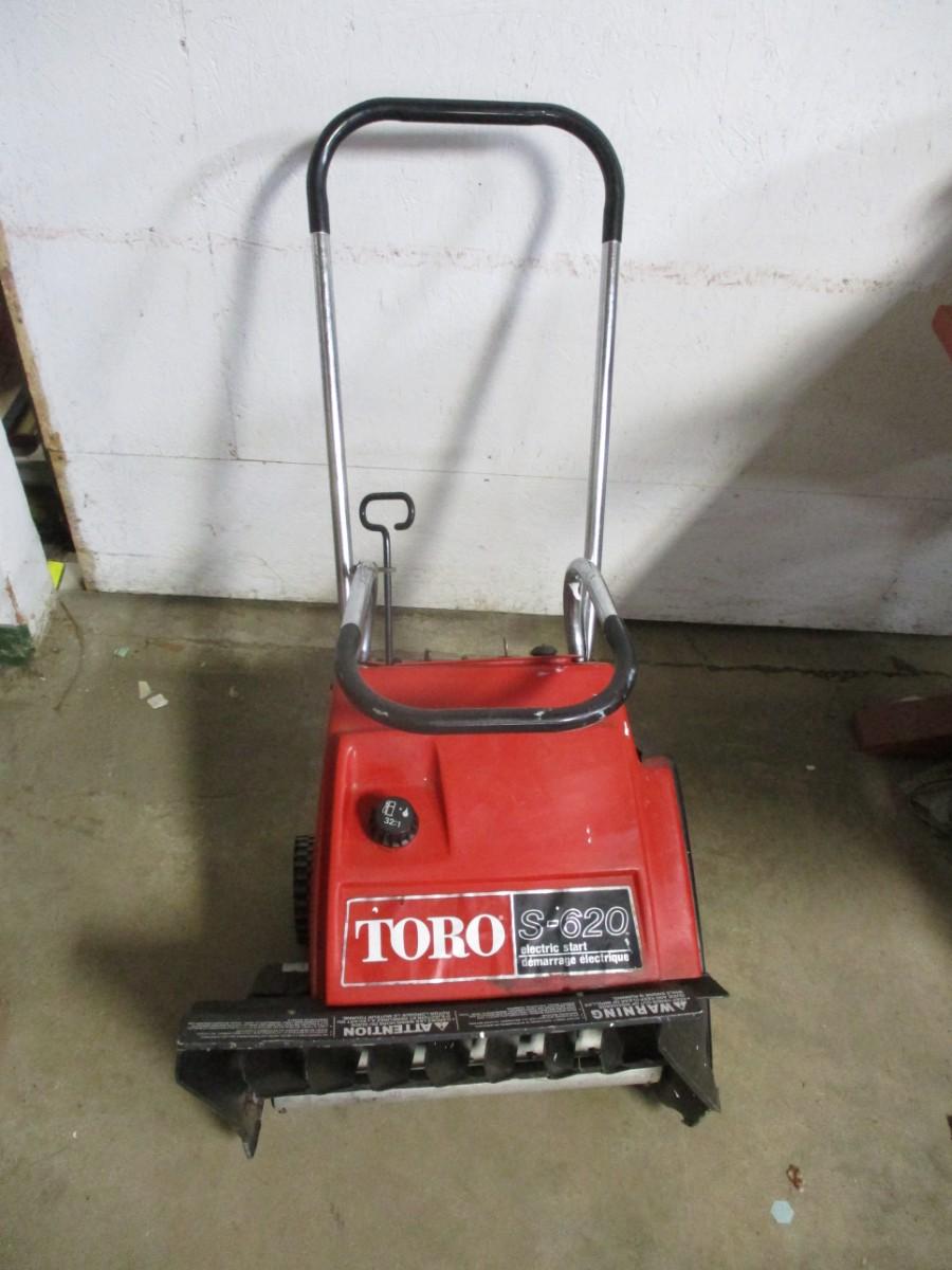 Toro S620 Snow Blower