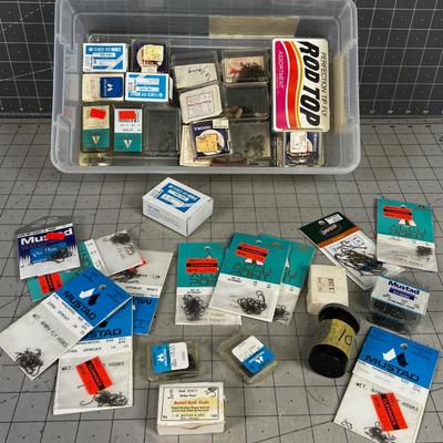 Lot of Fly Tie HOOKS, All New