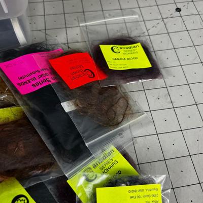 Tug of Dubbing, Thread and Yarn for FLY TIE 