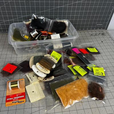 Tug of Dubbing, Thread and Yarn for FLY TIE 