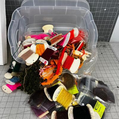 LAST BOX of Fly Tie: Thread, Yarn & Dubbing. 