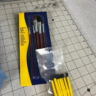 Crafting Items: Marker, Paints, Brushes ETC.