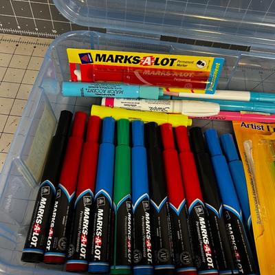 Crafting Items: Marker, Paints, Brushes ETC.